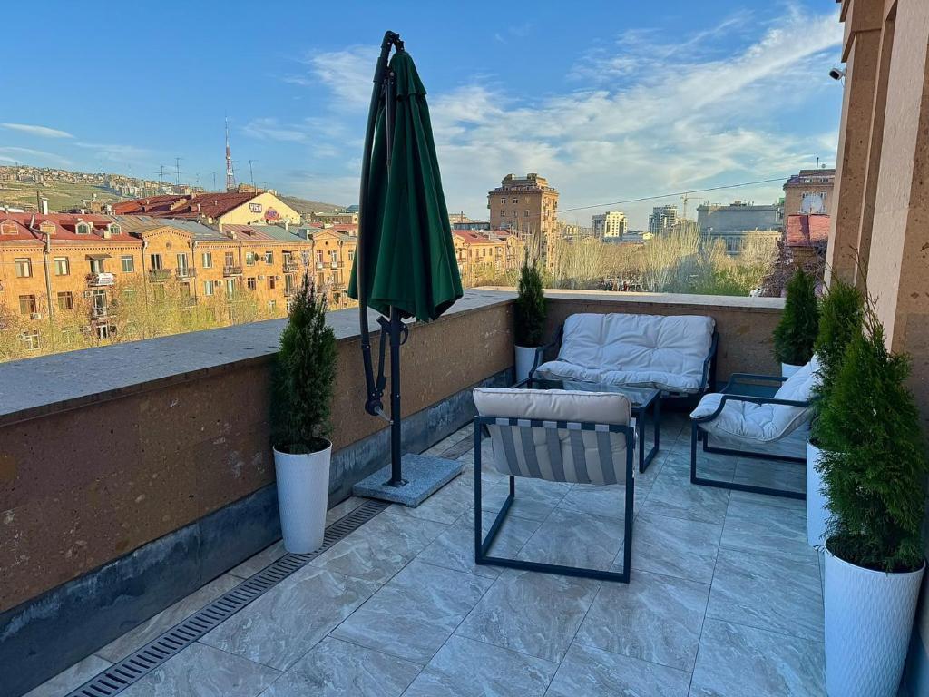 Touch The Sky Apartment Erivan Exterior foto